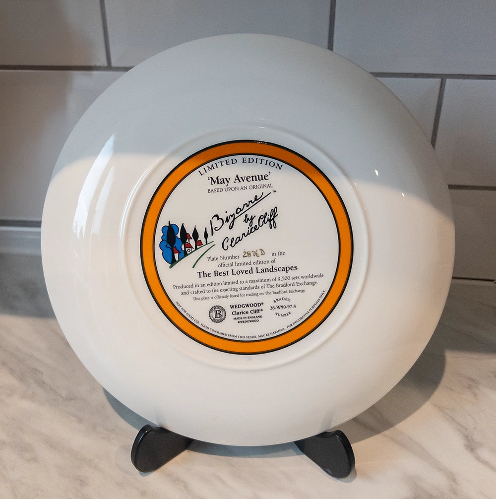 Farfurie decorativă de colecție originală Wedgwood „May Avenue” (Clarice Cliff)