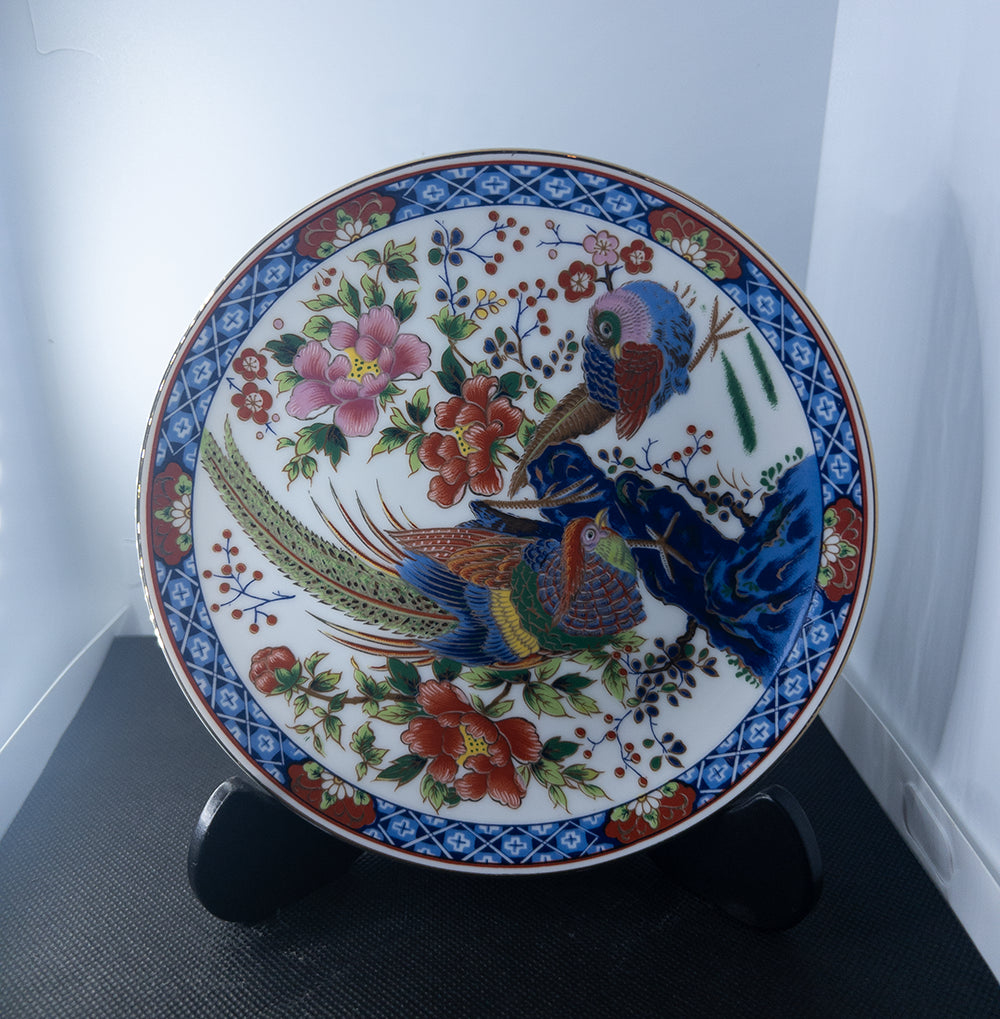 Farfurie din porțelan japonez vintage în stil Imari, cu fazani