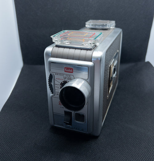 Cameră de filmat vintage Kodak Brownie 8mm Movie Camera II