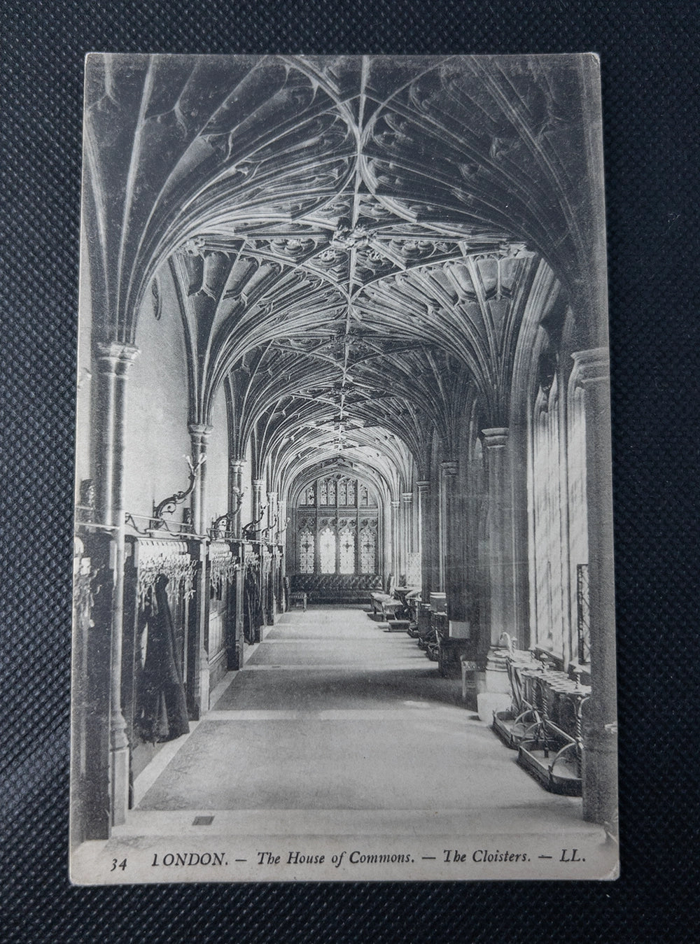 Лот из 13 старинных почтовых открыток из Лондона