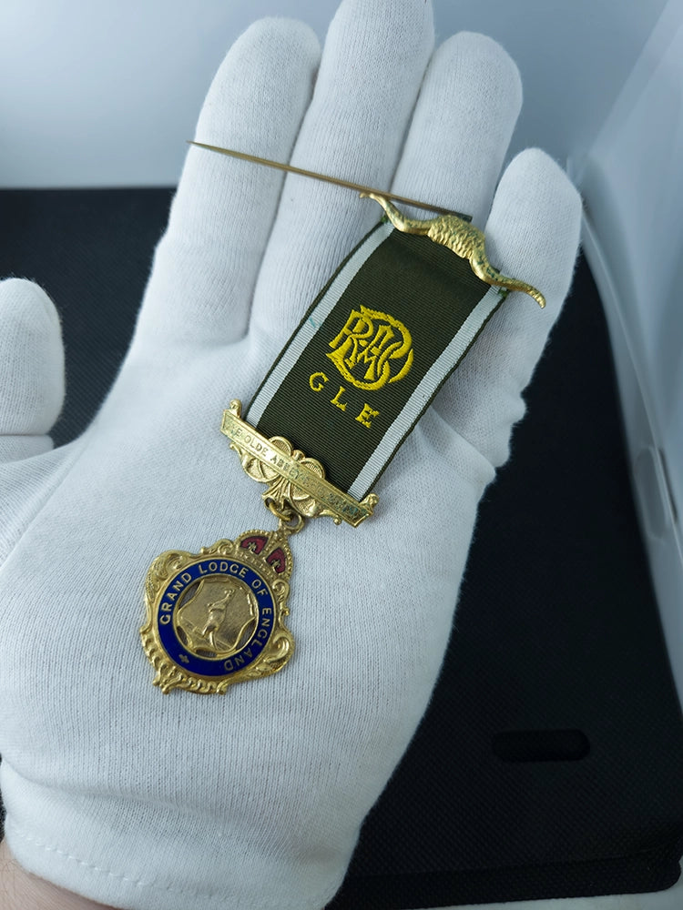 Старинная масонская медаль — Grand Lodge of England (G.L.E.), 1953 год, с оригинальным сертификатом