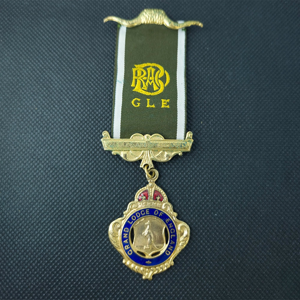 Старинная масонская медаль — Grand Lodge of England (G.L.E.), 1953 год, с оригинальным сертификатом