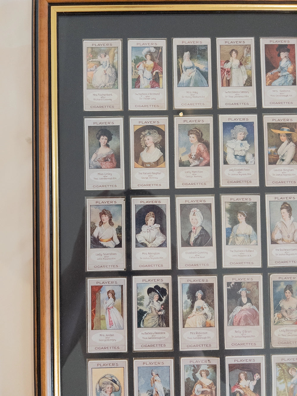 Антикварная коллекция карточек Player’s Cigarettes (Bygone Beauties) в рамке
